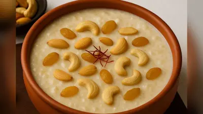 Sharad Purnima Special Kheer: चांदनी रात में बनाएं शरद पूर्णिमा स्पेशल खीर, जानें बनाने की आसान विधि