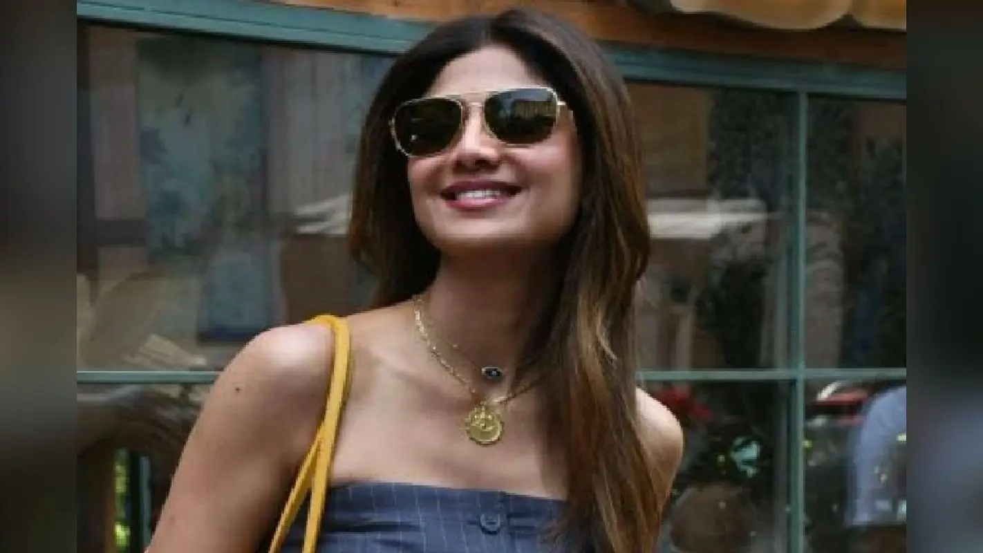 Shilpa Shetty Favorite Batata Vada Pav: मुंबई की गलियों से आपकी रसोई तक, शिल्पा शेट्टी स्टाइल बटाटा वड़ा पाव रेसिपी