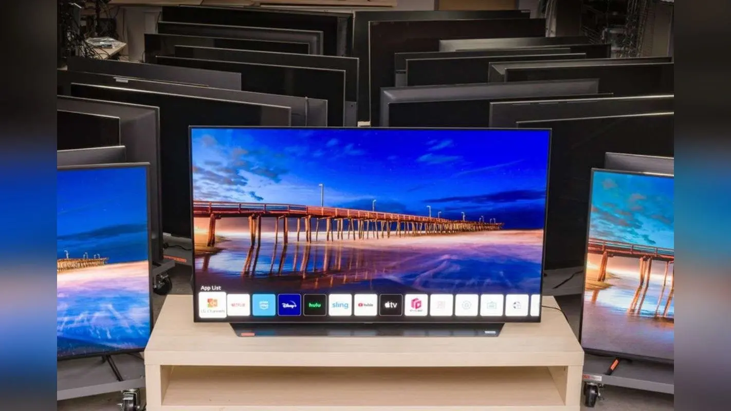 सेल में Smart TV लेने जा रहे हैं? पहले जान लीजिए कितनी RAM और स्टोरेज वाला टीवी रहेगा बेस्ट
