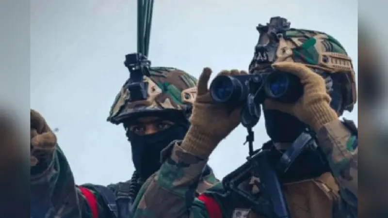 Taliban Pakistan Tension : तालिबान ने रात के 12 बजे तक पाकिस्तानियों को धोया, 12 पाक सैनिक ढेर, देखें वीडियो