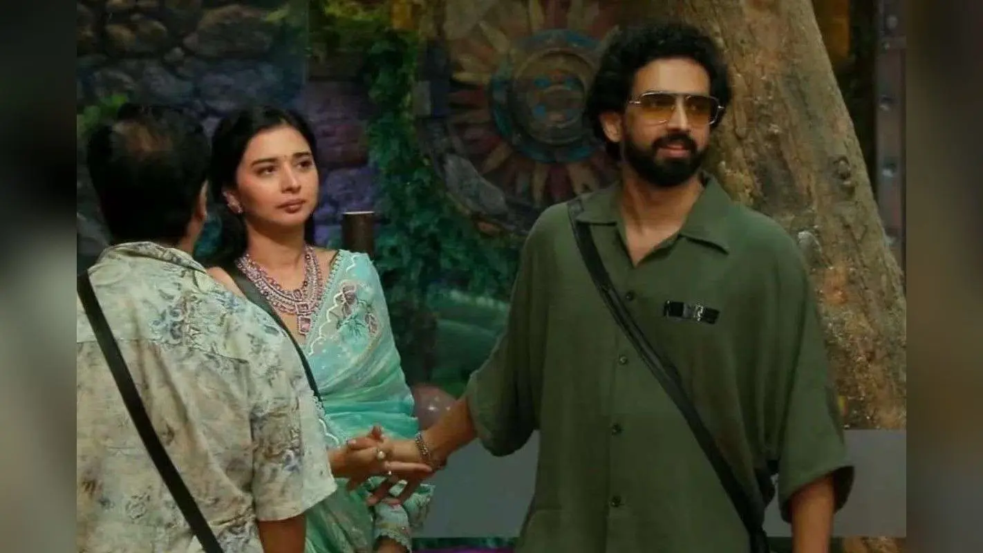 Bigg Boss 19: तान्या मित्तल ने अमाल मलिक की फोटो को किया किस, इस कंटेस्टेंट का दावा, नीलम-शहबाज शॉक्ड
