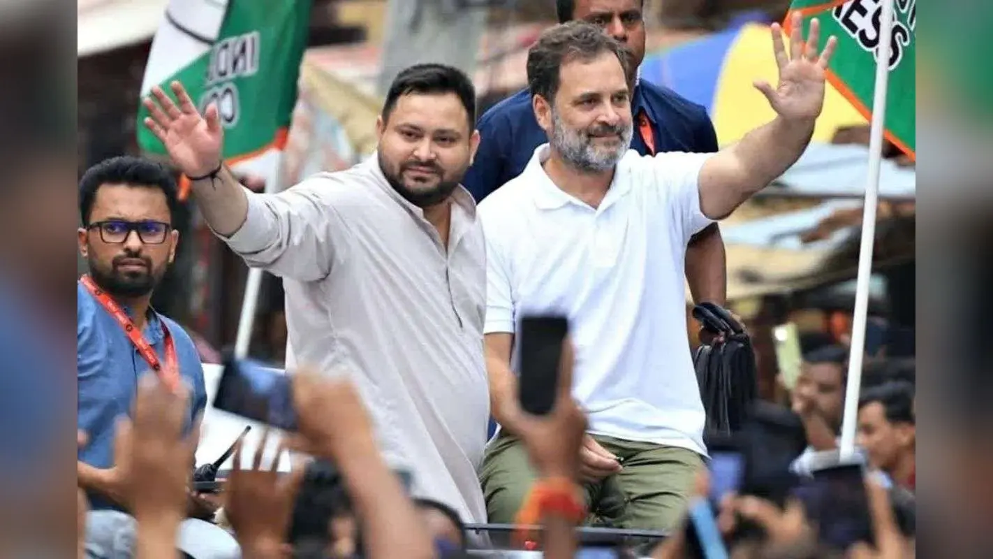 Bihar Chunav 2025 : छठ बाद शक्ति प्रदर्शन करेंगे राहुल-तेजस्वी, मुजफ्फरपुर और दरभंगा में करेंगे जनसभा