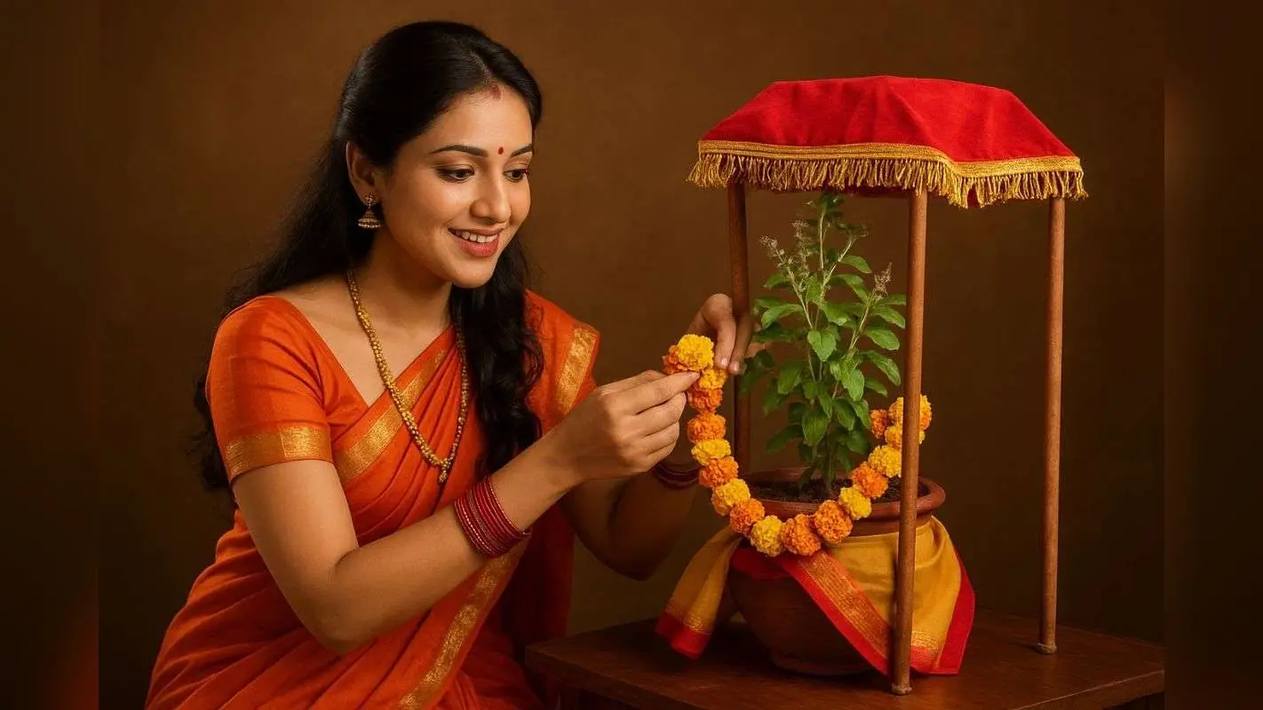Tulsi Vivah 2025: जानिए क्यों किया जाता है तुलसी विवाह और कैसे करें तुलसी जी का मंगल श्रृंगार
