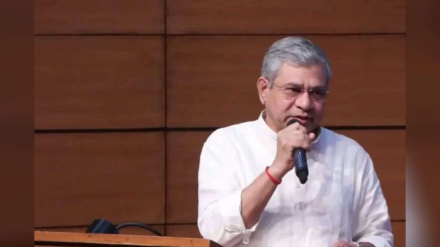 8th Pay Commission: 8वें वेतन आयोग के गठन को केंद्र की मंजूरी, केंद्रीय कैबिनेट से दो बड़े फैसलों को हरी झंडी