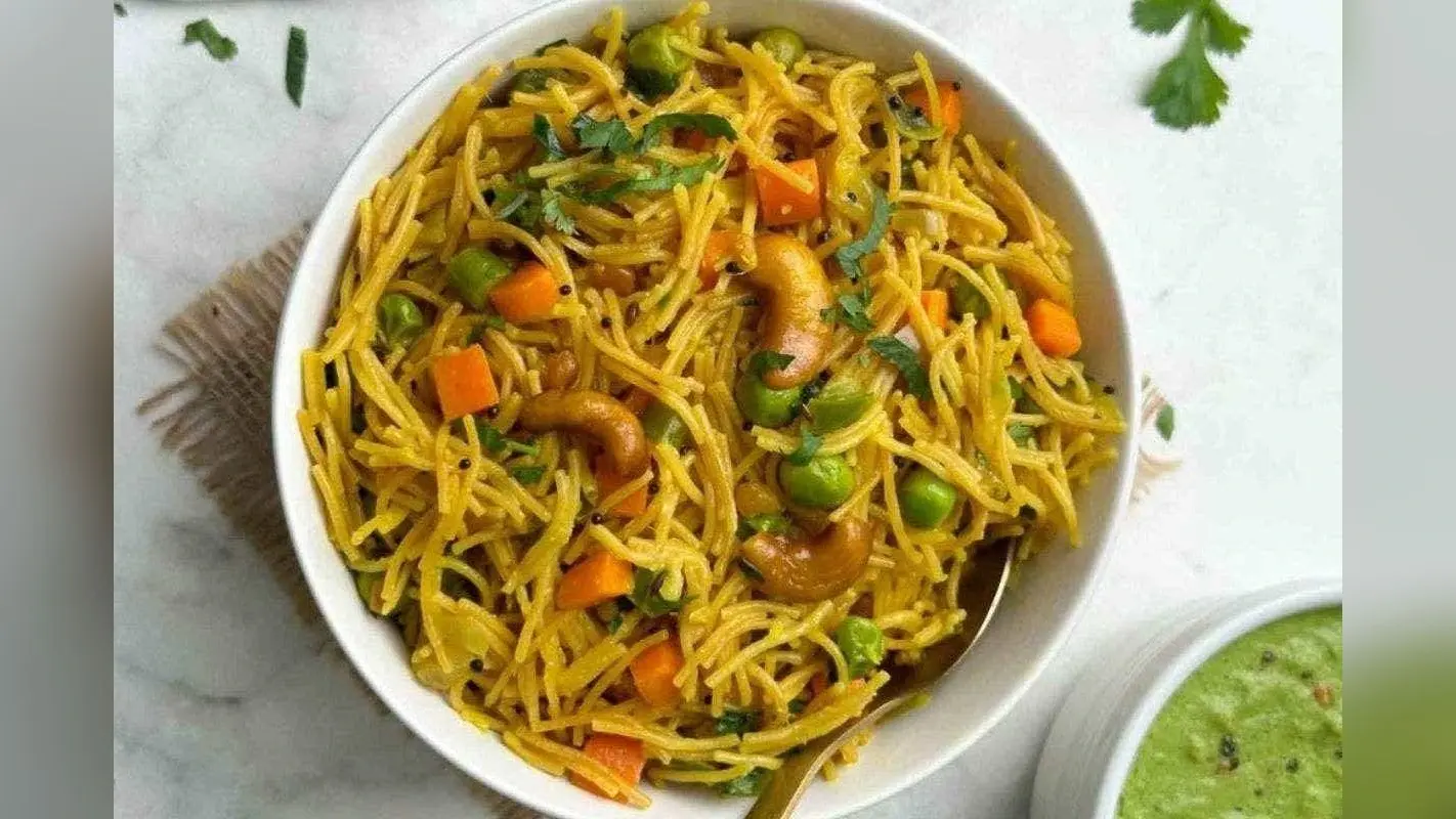 Vermicelli Upma Recipe: हेल्दी ब्रेकफास्ट के लिए बनाएं झपट तैयार होने वाला स्वादिष्ट एनर्जी से भरपूर सेवई उपमा