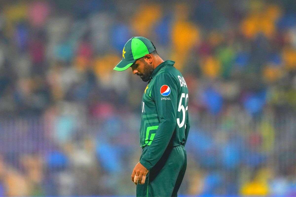 PAK vs SL 1st ODI: बाबर आजम की फॉर्म ने बढ़ाई चिंता, इस अनचाहे रिकॉर्ड को किया अपने नाम, फैंस ने उठाए सवाल