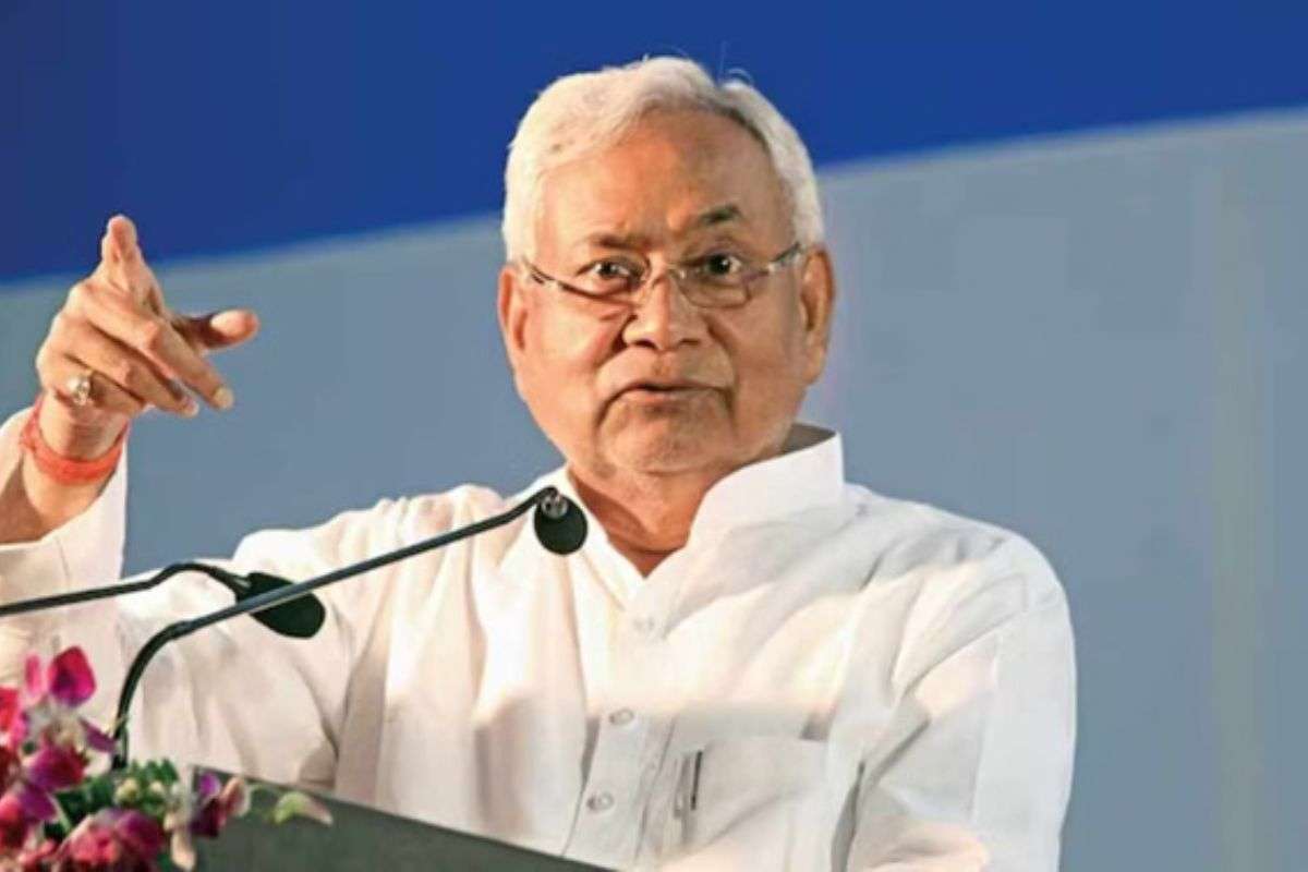 नीतीश सरकार ने 1.5 करोड़ महिलाओं को दिए 10 हजार रुपये, लौटाने की नहीं जरूरत, जानें कैसे उठा सकती हैं इसका लाभ