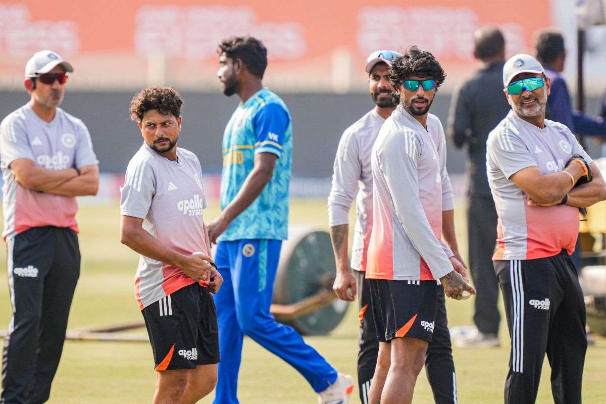 पहले वनडे में किस खिलाड़ी को मिलेगी नंबर 4 पर श्रेयस अय्यर की जगह, रेस में यह दो खिलाड़ी सबसे आगे