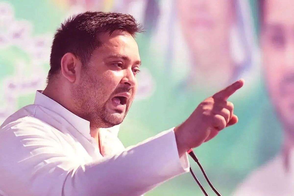 RJD: रिजल्ट के बाद पहली बार एक्शन में तेजस्वी, टुनटुन यादव सहित 32 भोजपुरी गायकों को भेजा नोटिस, जानिए पूरा मामला