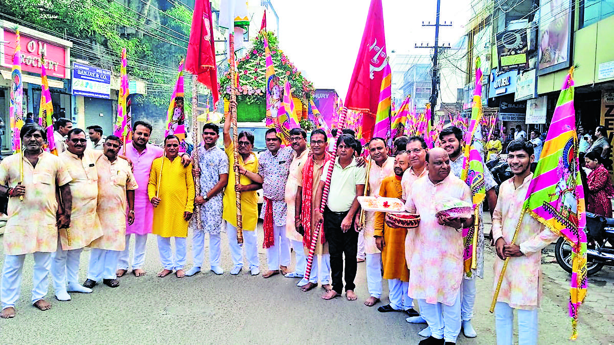 Rourkela News : श्री श्याम जन्मोत्सव पर निकाली गयी भव्य निशान यात्रा
