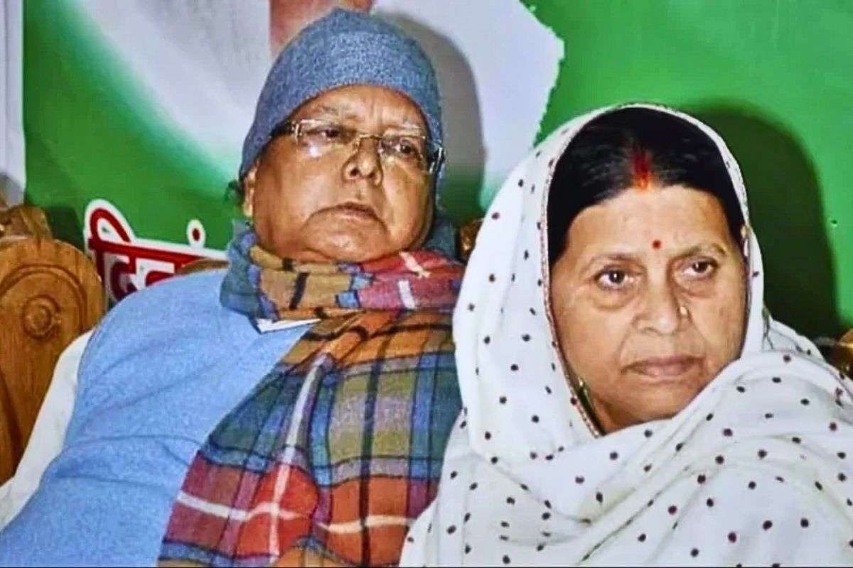 Lalu Family Controversy: ‘लालू-राबड़ी कैद हैं क्या? जान पर खतरा…’, BJP नेता ने रोहिणी को दी FIR करने की सलाह