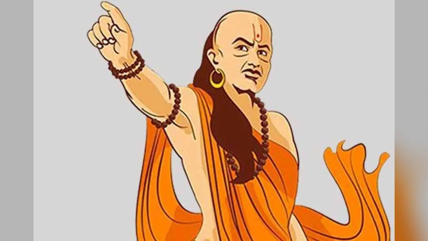 Chanakya Niti: जीवन में कभी हारने नहीं देंगी आचार्य चाणक्य की पावरफुल नीतियां