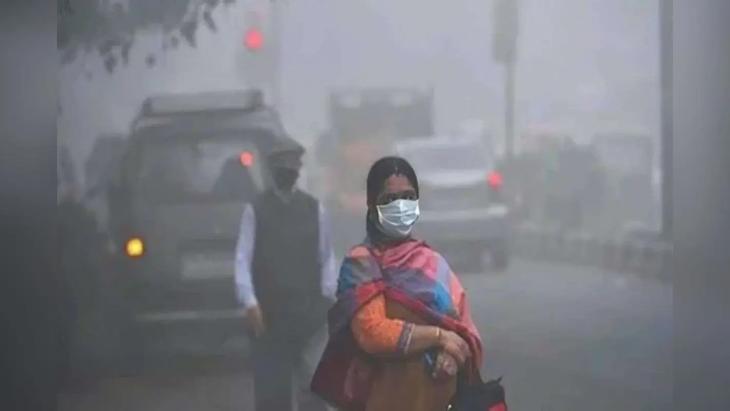 Patna Air pollution: पटना में सांसें थमीं, समनपुरा का AQI 334, दानापुर रेलवे यार्ड भी जहरीली धूल में लिपटा