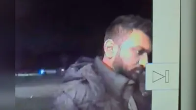 अमेजन डिलीवरी ड्राइवर रात के अंधेरे में निर्दलीय सांसद के घर में घुसा, पुलिस बोली- ‘हम कुछ नहीं कर सकते’
