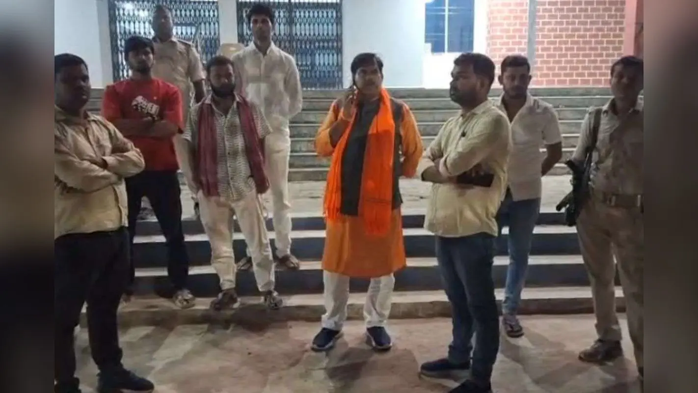 Bihar News: चुनाव बाद बिहार में हिंसा से तनाव, वोट देकर घर लौटते वक्त हमला