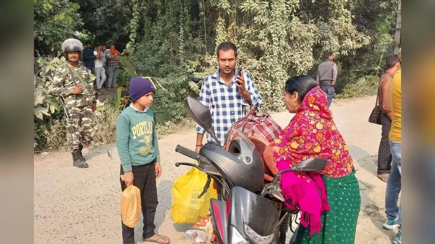 Bihar Crime News: वैशाली के एक हॉस्टल में 7 साल के मासूम की धारदार हथियार से हत्या, ग्रामीणों ने जमकर किया पथराव