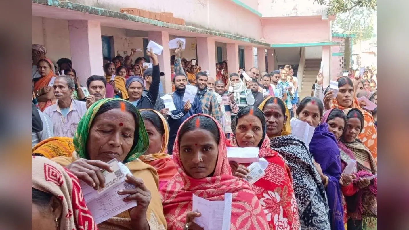 Bihar Election Voting Percentage: बिहार के लोगों ने की धुआंधार वोटिंग, तोड़ डाले सारे रिकॉर्ड, अब तक का सबसे ज्यादा 66.91% हुआ मतदान