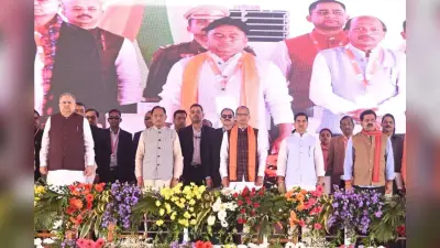 Chhattisgarh News : फिल्म देखने गए एक गांव के 12 लोग,सड़क दुर्घटना में 5 की मौत