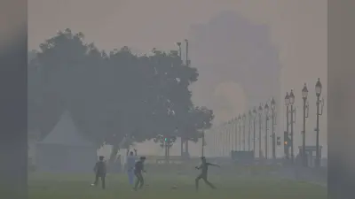 Delhi Air Pollution: दिल्ली में सांस लेना मुश्किल, AQI 400 के पार