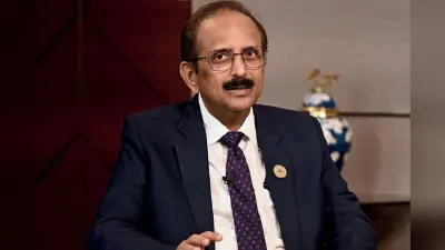 SBI Chairman Statement: एसबीआई ने क्यूआईपी से जुटाई 25,000 करोड़, 5-6 सालों तक इक्विटी कैपिटल की जरूरत नहीं