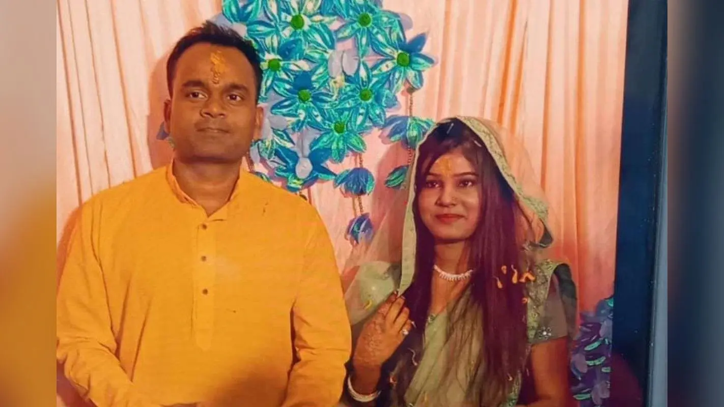 देवघर में डबल मिस्ट्री डेथ: भाई से फोन पर कहा- ‘मुझे डर लग रहा है’… अगले दिन खून से लथपथ मिले दंपति के शव
