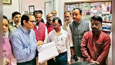 West Singbhum News : सालगाझड़ी में लोकल ट्रेनों के ठहराव की मांग