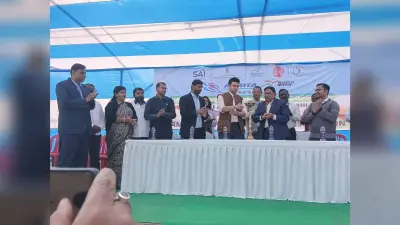 Sitamarhi : खेल में हार-जीत की चिंता नहीं, सीखने की इच्छा शक्ति होनी चाहिए : डीएम