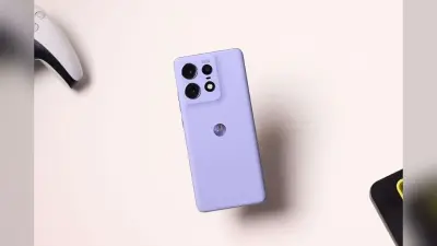 Flipkart Black Friday Sale: Motorola के दो धाकड़ फोन के दाम लुढ़के, मिलते हैं 50MP कैमरा और सॉलिड प्रोसेसर