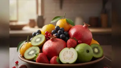 Winter Fruits In India: सर्दियों में खाएं ये 10 फल, रहेंगे पूरे मौसम फिट और एनर्जेटिक