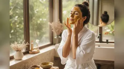 Homemade De-Tan Face Pack: धूप से हो रही टैनिंग से हैं परेशान? तो आज ही ट्राई करें ये होममेड डी-टैन फेस पैक