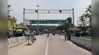 वोटिंग से 72 घंटे पहले भारत-नेपाल बॉर्डर सील, गिराया गया बैरियर