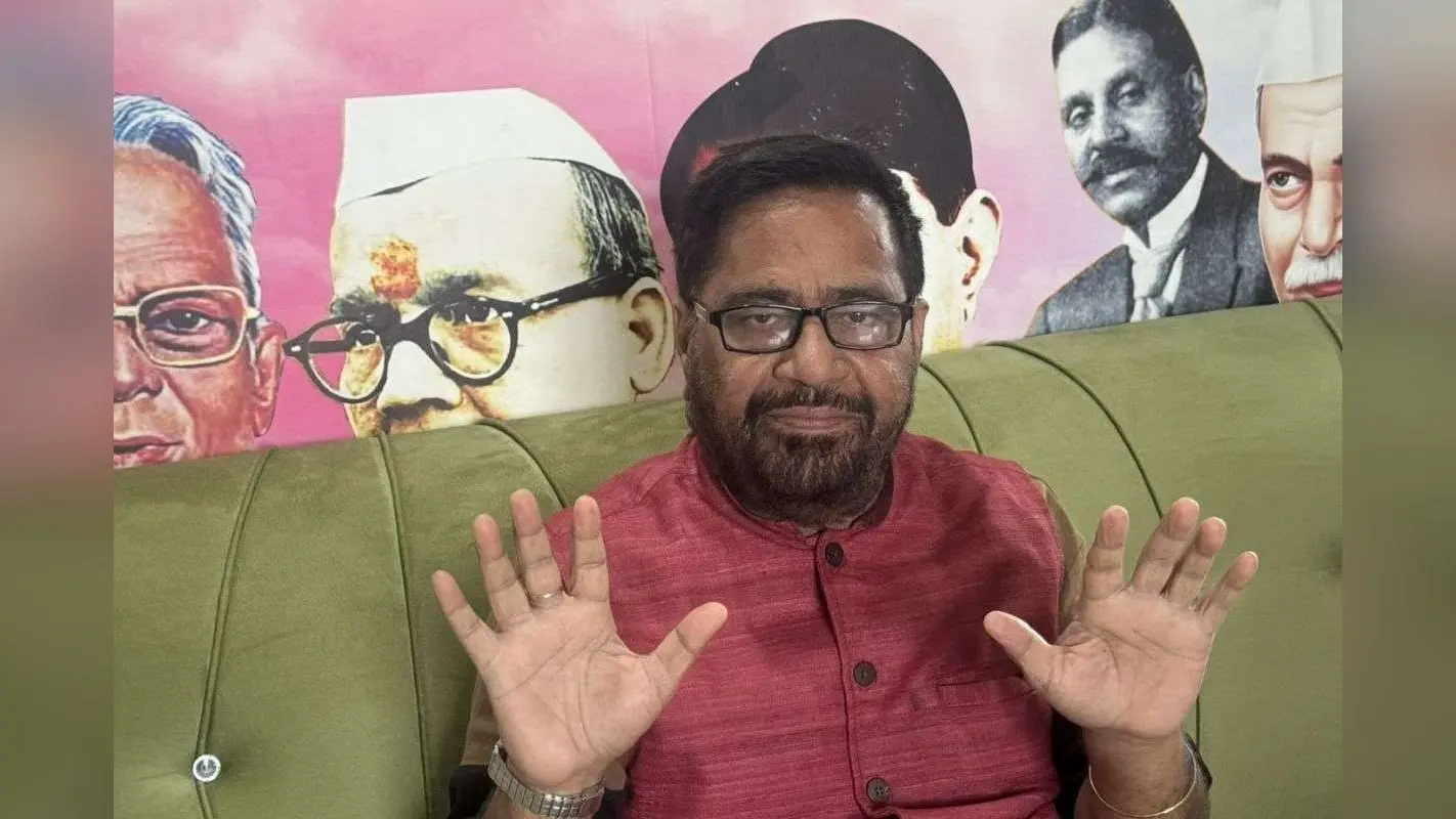 Bihar News: समलैंगिक शादी के कारण आता है भूकंप, रोहिणी से डांट खाने वाले का नया बयान हुआ वायरल