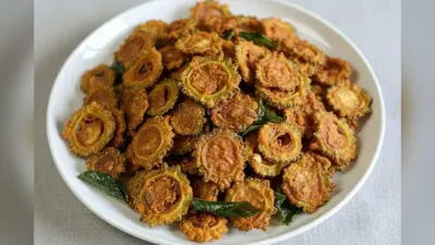 Karela Chips Recipe: करेले का कड़वापन भूल जाएंगे, ट्राय करें ये क्रिस्पी और टेस्टी करेले के चिप्स