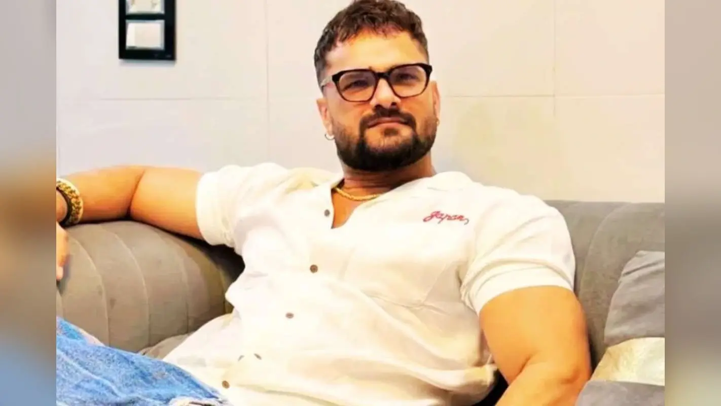 Bihar Election 2025: खेसारी लाल ने छपरा को बनाया हॉट सीट, राखी गुप्ता ने बढ़ायी बीजेपी की टेंशन