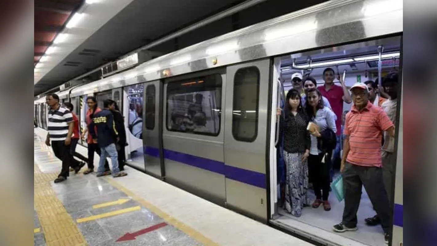 Delhi Blast: विस्फोट के 4 दिन बाद खुला लाल किला मेट्रो स्टेशन का गेट नंबर 2 और 3, ASI ने भी कर दी ऐसी घोषणा