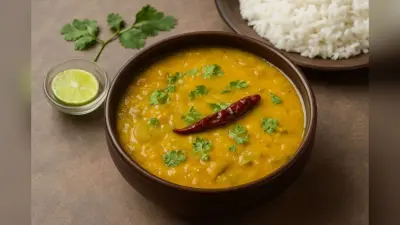 Lauki Dal Recipe: लंच में ऐसे बनाएं लौकी का ट्विस्ट देकर दाल, खाने के बाद सब्जी भी लगेगा फीका