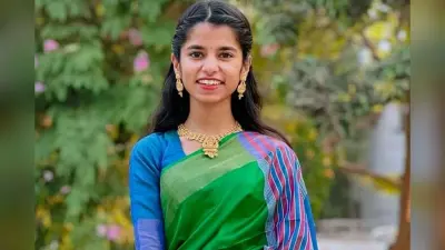 Maithili Thakur Net Worth: कितनी अमीर हैं मैथिली ठाकुर? कम उम्र में बनाई करोड़ों की संपत्ति, नेट वर्थ जानकर उड़ जाएंगे होश