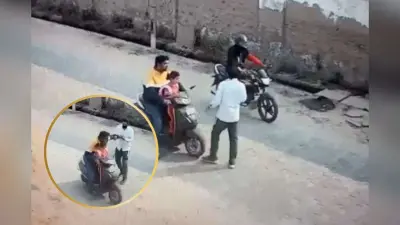 Baccha Chor Viral Video : क्या मथुरा में दिनदहाड़े बच्ची को उठाने की कोशिश हुई? पुलिस ने खोल दी वीडियो की पोल