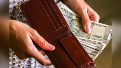 Money Astrology: पैसे देने-लेने के ये दिन माने जाते हैं अशुभ, जानें धर्म शास्त्र की मान्यताएं