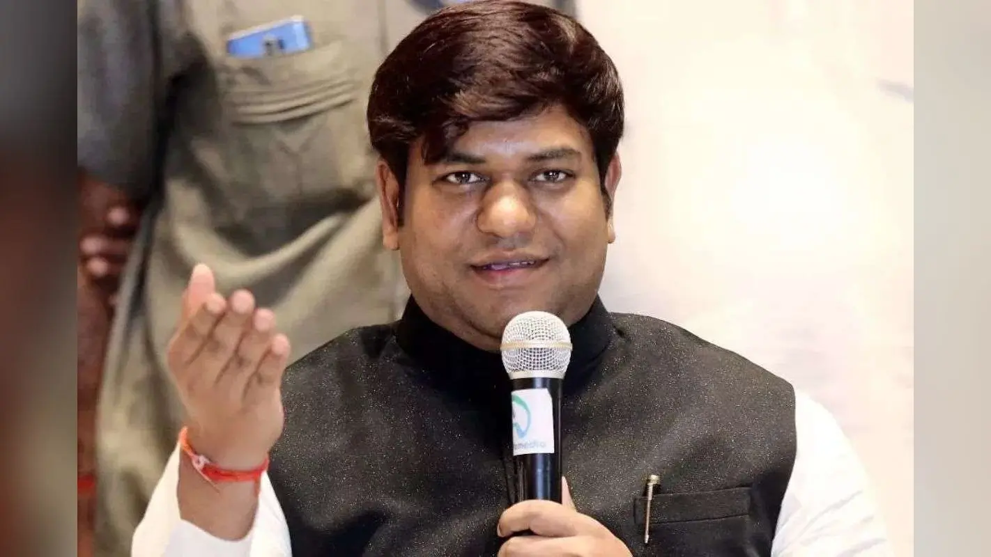 Mukesh Sahani: ’10 हजार में क्या मिलता है, बिहार सरकार मिलता है’, मुकेश सहनी बोले- जीविका दीदियों को नहीं मिले 2 लाख फिर तो…