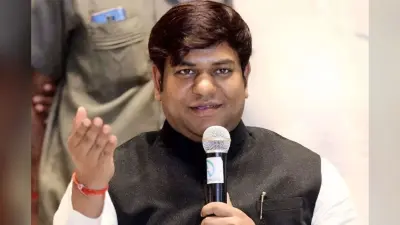 Mukesh Sahani: ’10 हजार में क्या मिलता है, बिहार सरकार मिलता है’, मुकेश सहनी बोले- जीविका दीदियों को नहीं मिले 2 लाख फिर तो…