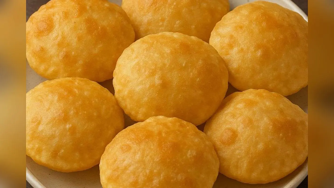 Paneer Puri Recipe: स्पेशल मौके पर बनाएं गरमा-गरम पनीर की पूरी, जानें बनाने की आसान विधि