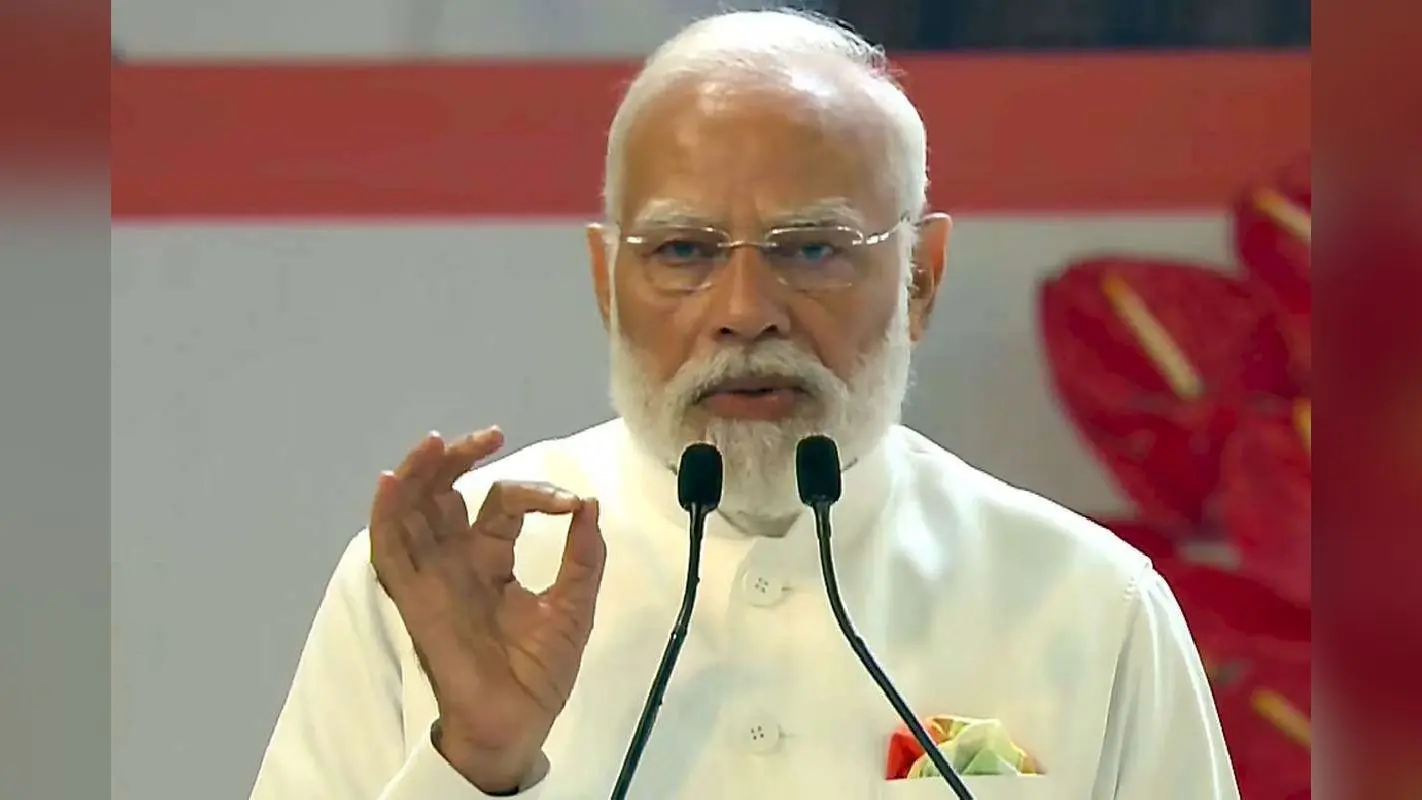 Vande Mataram : बोले पीएम मोदी–वन्दे मातरम् मां भारती की आराधना