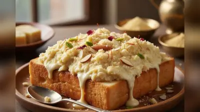 Rabri Malai Toast: मीठा खाने का हो रहा है मन, तो घर पर बस कुछ मिनटों में तैयार कर लें स्वाद में लाजवाब रबड़ी मलाई टोस्ट