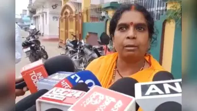 Bihar Chunav 2025: शिक्षिका से प्रचारक बनीं विधायक की पत्नी, अब फंसी मुसीबत में, FIR दर्ज