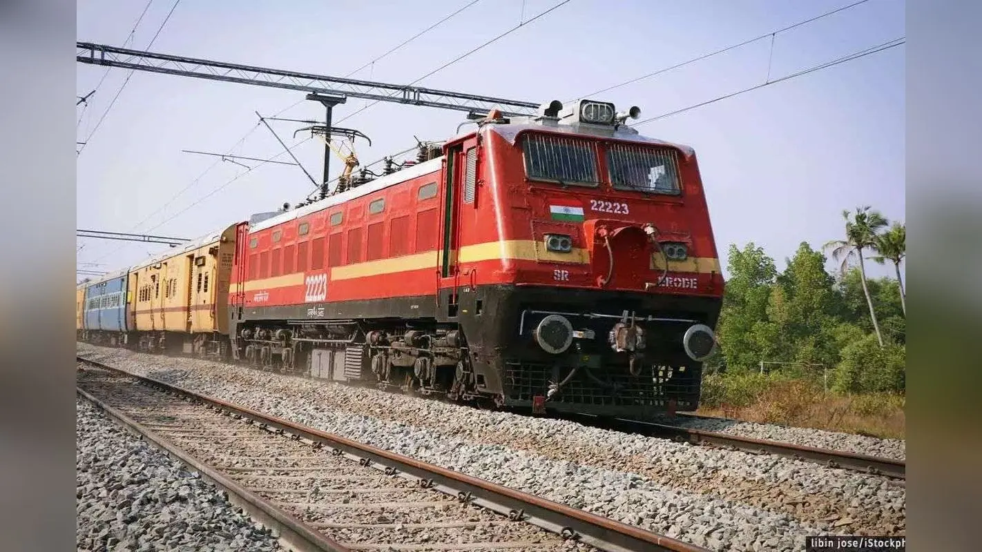 Bihar Train News: बिहार से इन रूटों के लिए चलेंगी स्पेशल ट्रेनें, यात्रियों को होगा फायदा, जानें रूट और टाइमिंग