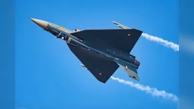 तेजस लड़ाकू विमान की समस्या क्या है? ऑपरेशनल डिले, इंजन और प्रदर्शन से जुड़े सवाल, जो खड़ी कर रहे मुश्किल