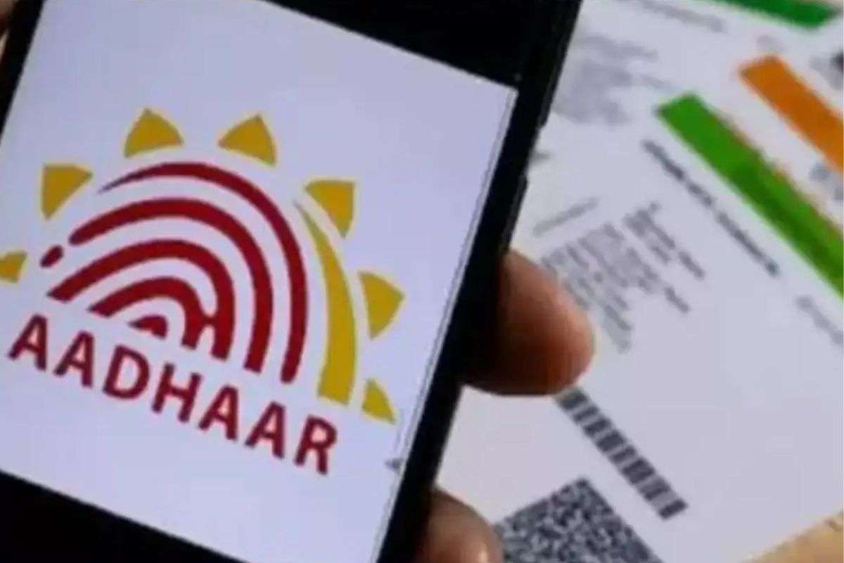 आधार अपडेट अब घर बैठे, सेंटर जाने की झंझट खत्म!
