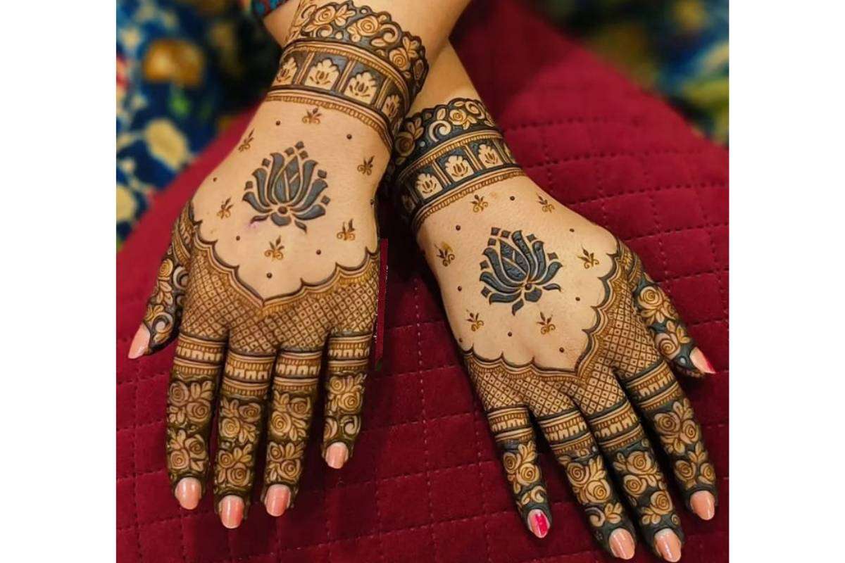 Back Hand Latest Lotus Mehendi Design