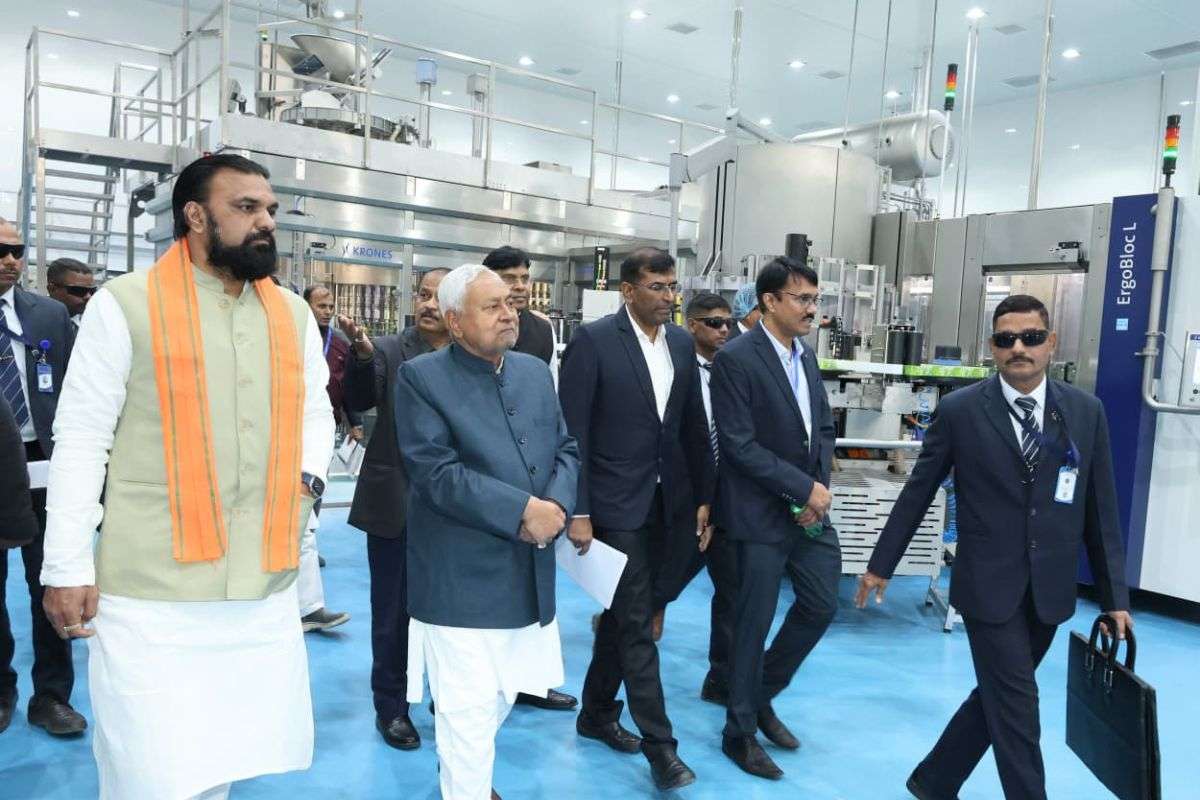 बक्सर में CM नीतीश का बड़ा ऐलान, बिहार में तेज होगी इंडस्ट्रीज के विकास की रफ्तार